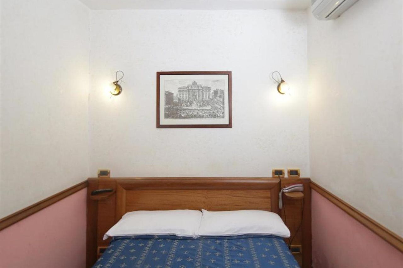 Hotel Santa Prassede Roma Exterior foto